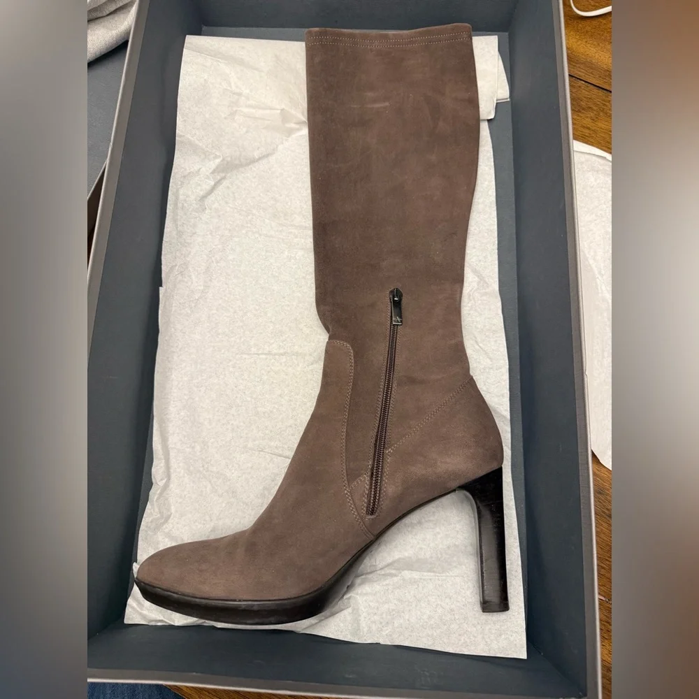 Aquatalia Rhumba Weatherproof Suede Knee-High Boots in Anthracite size 10